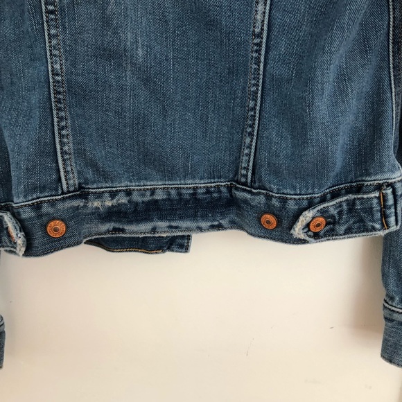 Gap 1969 distressed denim jacket Xs from 2011 bronze buttons! - Picture 6 of 14